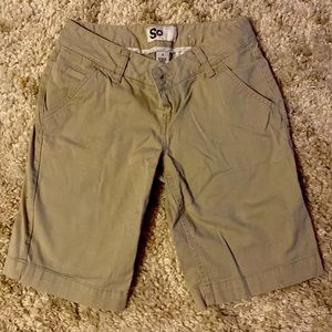 Knee length  Khaki Shorts, Size 3